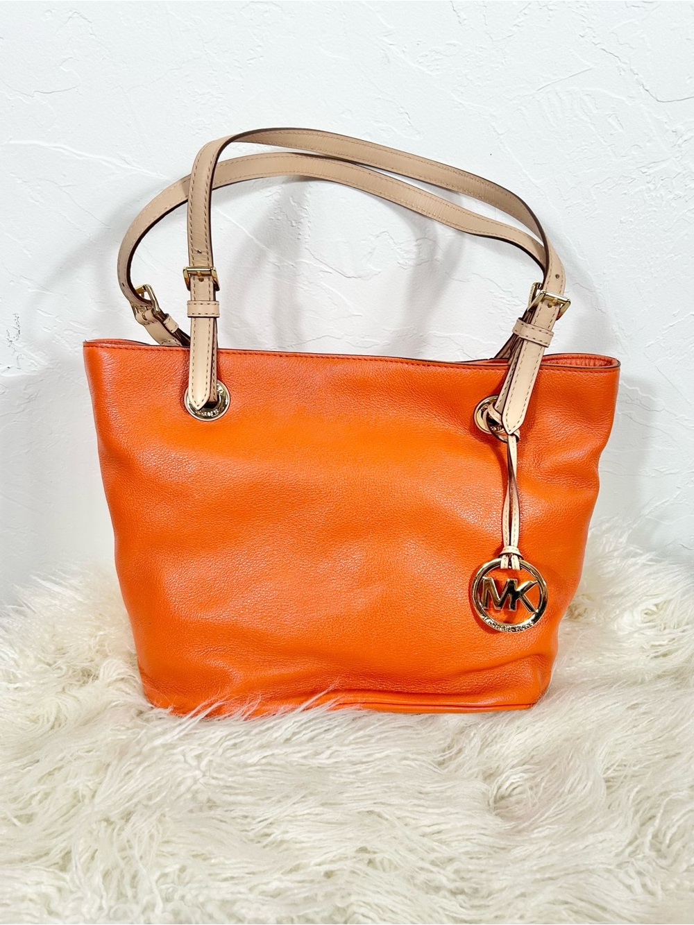 Michael Kors Jet Set Orange Pebbled Leather Shoulder Tote Bag Gold Hardware